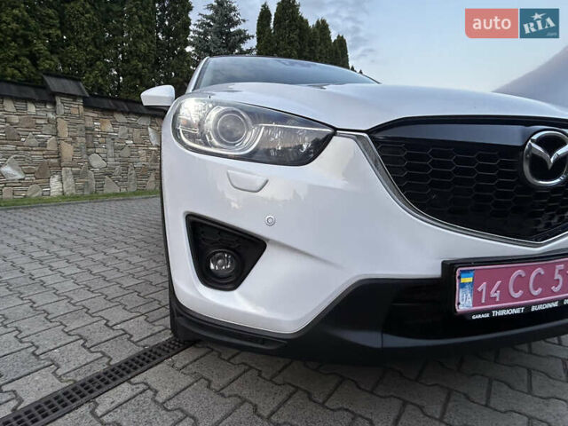 Белый Мазда СХ-5, объемом двигателя 2.2 л и пробегом 230 тыс. км за 11300 $, фото 21 на Automoto.ua