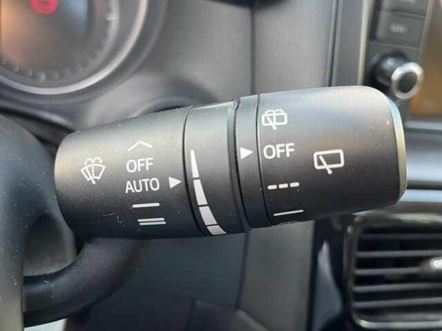 Белый Мазда СХ-5, объемом двигателя 2.2 л и пробегом 171 тыс. км за 15400 $, фото 14 на Automoto.ua