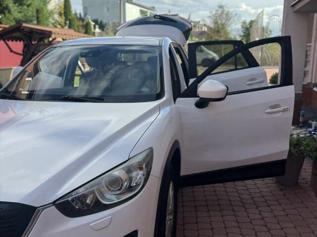 Белый Мазда СХ-5, объемом двигателя 2.2 л и пробегом 224 тыс. км за 12500 $, фото 1 на Automoto.ua