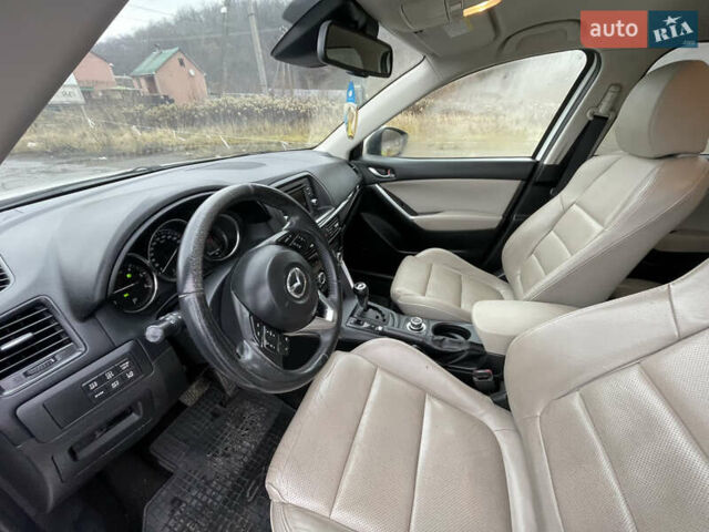 Белый Мазда СХ-5, объемом двигателя 2.2 л и пробегом 228 тыс. км за 13900 $, фото 7 на Automoto.ua