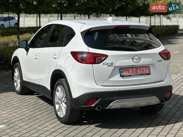 Белый Мазда СХ-5, объемом двигателя 2.2 л и пробегом 219 тыс. км за 13650 $, фото 5 на Automoto.ua