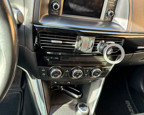 Мазда СХ-5 2013 в Одессе на Automoto.ua Белый Мазда СХ-5, объемом двигателя 2.19 л и пробегом 240 тыс. км за 13000 $, фото 1 на Automoto.ua