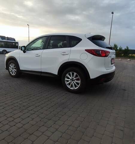 Белый Мазда СХ-5, объемом двигателя 2.2 л и пробегом 243 тыс. км за 12700 $, фото 2 на Automoto.ua