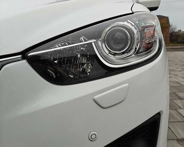 Білий Мазда СХ-5, об'ємом двигуна 2.2 л та пробігом 192 тис. км за 13900 $, фото 2 на Automoto.ua