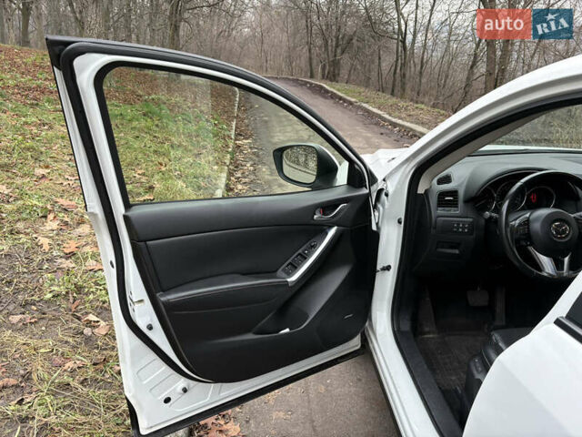 Белый Мазда СХ-5, объемом двигателя 2.2 л и пробегом 131 тыс. км за 16500 $, фото 23 на Automoto.ua