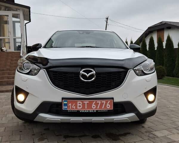 Белый Мазда СХ-5, объемом двигателя 2.2 л и пробегом 220 тыс. км за 13700 $, фото 3 на Automoto.ua