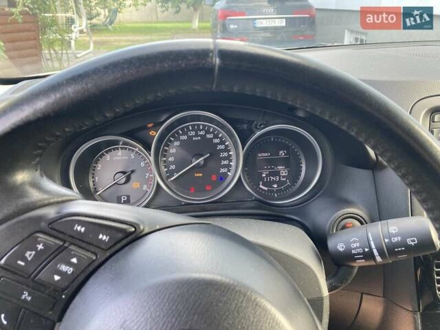 Білий Мазда СХ-5, об'ємом двигуна 2.5 л та пробігом 117 тис. км за 14500 $, фото 5 на Automoto.ua