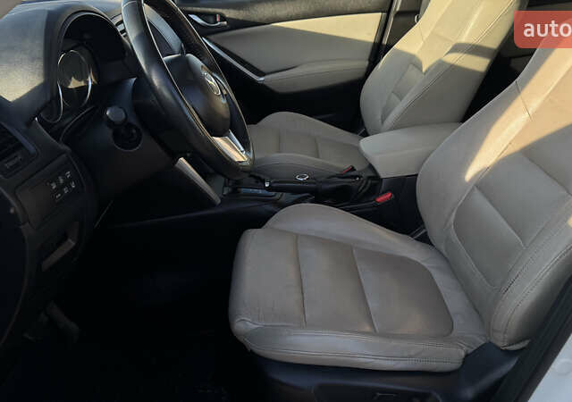 Белый Мазда СХ-5, объемом двигателя 2.2 л и пробегом 231 тыс. км за 13450 $, фото 27 на Automoto.ua