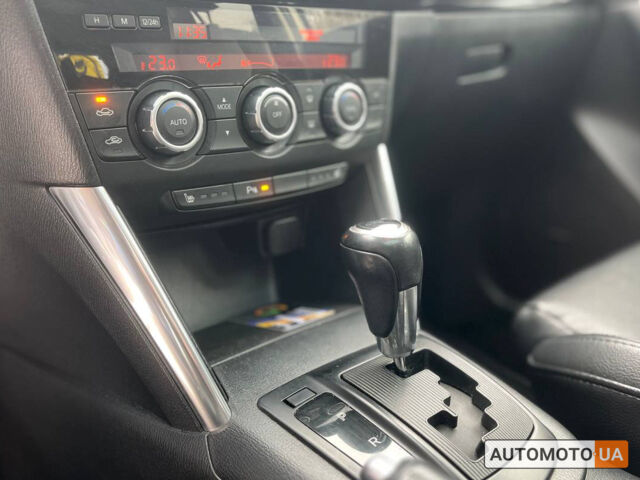 Мазда СХ-5 2013 в Черновцах на Automoto.ua Белый Мазда СХ-5, объемом двигателя 2.2 л и пробегом 186 тыс. км за 16100 $, фото 10 на Automoto.ua