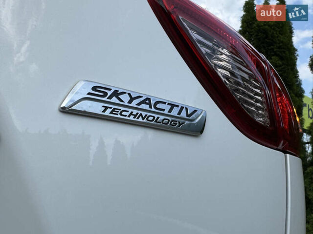 Белый Мазда СХ-5, объемом двигателя 2.19 л и пробегом 221 тыс. км за 12200 $, фото 56 на Automoto.ua