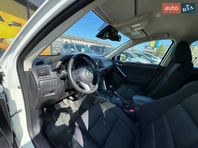 Белый Мазда СХ-5, объемом двигателя 2.2 л и пробегом 290 тыс. км за 9900 $, фото 52 на Automoto.ua