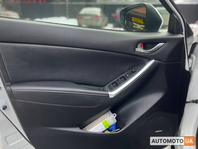 Мазда СХ-5 2013 в Черновцах на Automoto.ua Белый Мазда СХ-5, объемом двигателя 2.2 л и пробегом 186 тыс. км за 16100 $, фото 6 на Automoto.ua