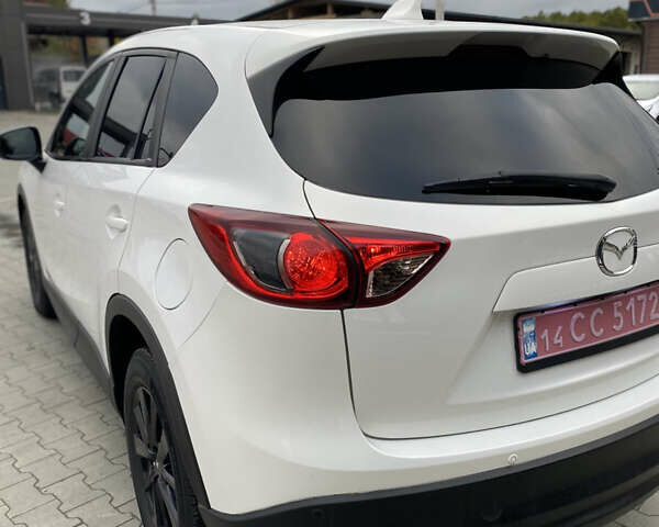 Білий Мазда СХ-5, об'ємом двигуна 2.2 л та пробігом 230 тис. км за 11700 $, фото 16 на Automoto.ua