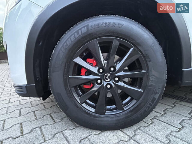 Белый Мазда СХ-5, объемом двигателя 2.2 л и пробегом 230 тыс. км за 11300 $, фото 41 на Automoto.ua