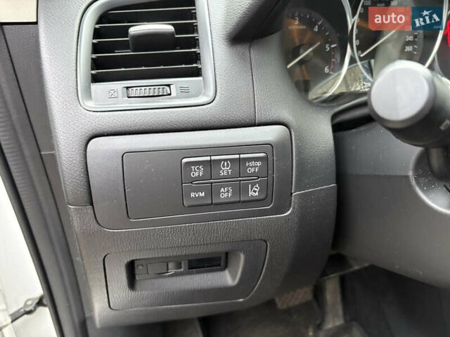 Белый Мазда СХ-5, объемом двигателя 2.2 л и пробегом 131 тыс. км за 16500 $, фото 12 на Automoto.ua