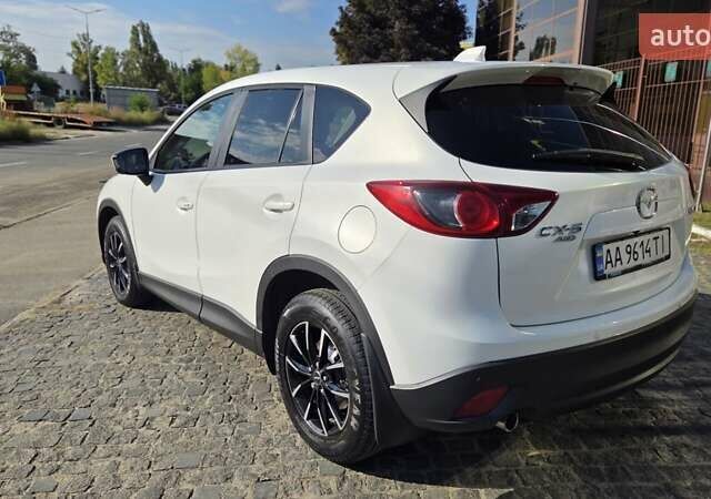 Белый Мазда СХ-5, объемом двигателя 2 л и пробегом 98 тыс. км за 17200 $, фото 4 на Automoto.ua