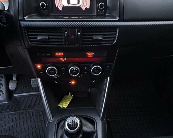 Белый Мазда СХ-5, объемом двигателя 2.2 л и пробегом 230 тыс. км за 11300 $, фото 43 на Automoto.ua