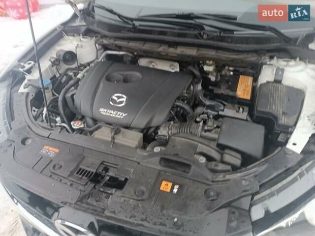Білий Мазда СХ-5, об'ємом двигуна 2.5 л та пробігом 277 тис. км за 16000 $, фото 13 на Automoto.ua