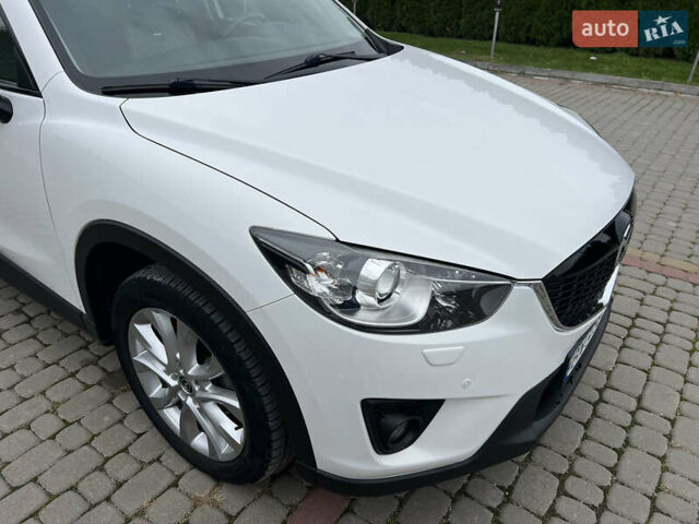 Белый Мазда СХ-5, объемом двигателя 2.2 л и пробегом 205 тыс. км за 14990 $, фото 22 на Automoto.ua
