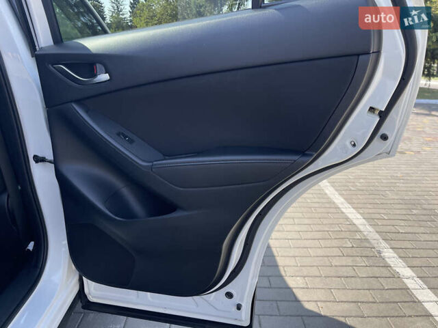Белый Мазда СХ-5, объемом двигателя 2.2 л и пробегом 150 тыс. км за 15500 $, фото 19 на Automoto.ua