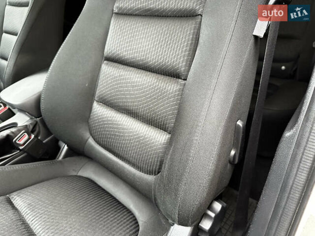 Белый Мазда СХ-5, объемом двигателя 2.19 л и пробегом 295 тыс. км за 12999 $, фото 37 на Automoto.ua