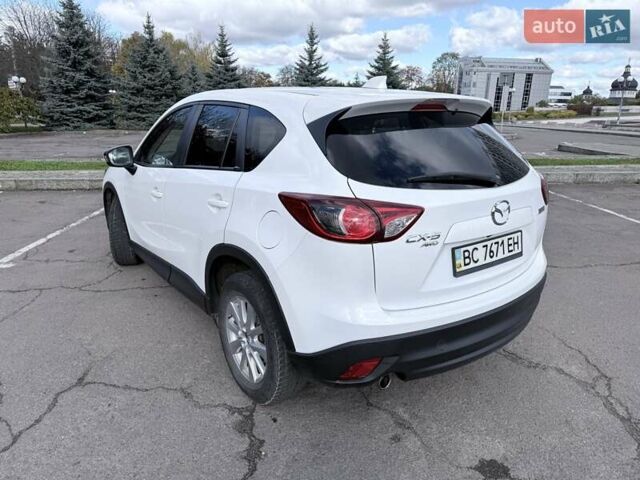 Мазда СХ-5 2014 в Львове на Automoto.ua Белый Мазда СХ-5, объемом двигателя 2.5 л и пробегом 125 тыс. км за 16800 $, фото 4 на Automoto.ua