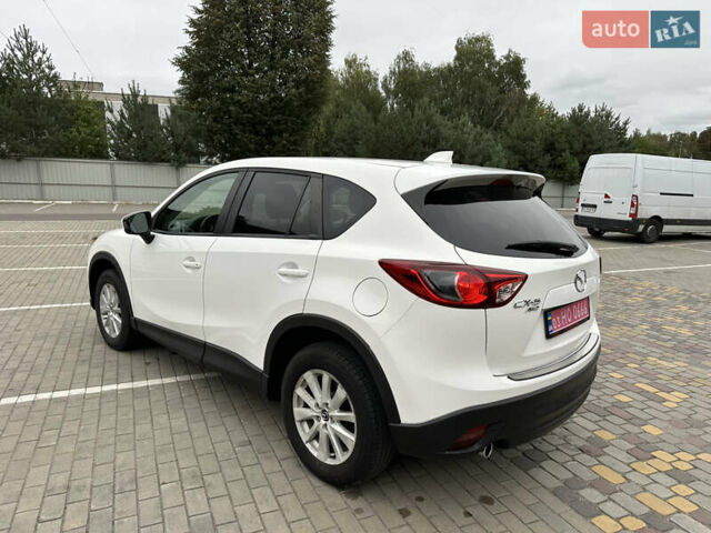 Белый Мазда СХ-5, объемом двигателя 2.5 л и пробегом 249 тыс. км за 12500 $, фото 6 на Automoto.ua