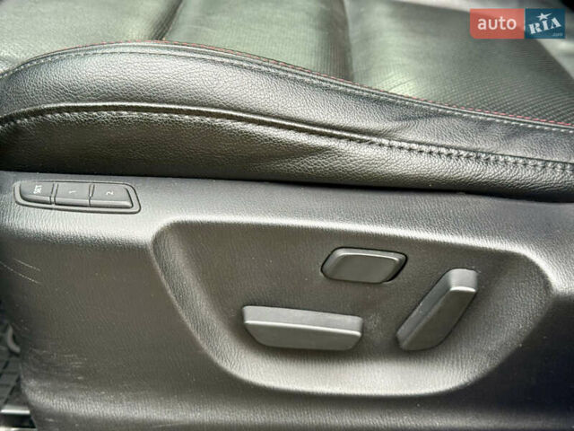 Білий Мазда СХ-5, об'ємом двигуна 2.2 л та пробігом 194 тис. км за 13800 $, фото 17 на Automoto.ua