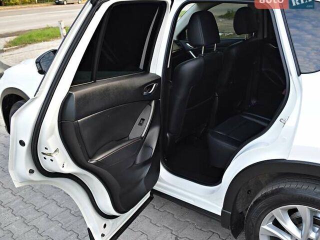 Білий Мазда СХ-5, об'ємом двигуна 2.19 л та пробігом 193 тис. км за 15900 $, фото 67 на Automoto.ua