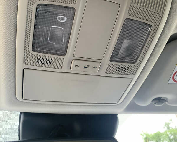 Белый Мазда СХ-5, объемом двигателя 2.19 л и пробегом 295 тыс. км за 12999 $, фото 45 на Automoto.ua