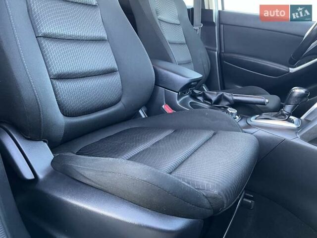 Белый Мазда СХ-5, объемом двигателя 2.19 л и пробегом 225 тыс. км за 13399 $, фото 86 на Automoto.ua