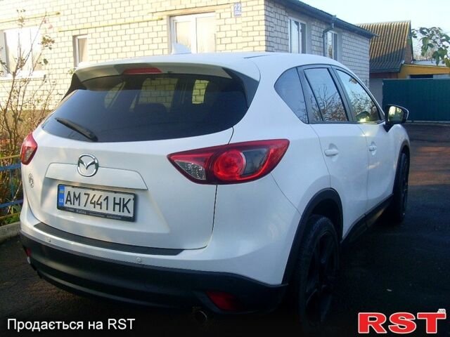 Білий Мазда СХ-5, об'ємом двигуна 2.2 л та пробігом 203 тис. км за 14800 $, фото 3 на Automoto.ua