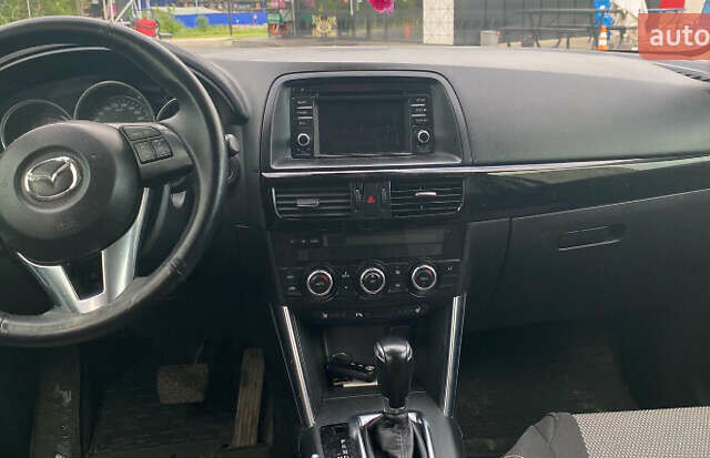 Белый Мазда СХ-5, объемом двигателя 2.19 л и пробегом 202 тыс. км за 14000 $, фото 2 на Automoto.ua