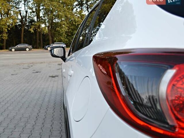 Білий Мазда СХ-5, об'ємом двигуна 2.19 л та пробігом 193 тис. км за 15900 $, фото 28 на Automoto.ua