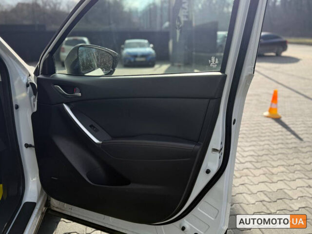 Мазда СХ-5 2014 в Черновцах на Automoto.ua Белый Мазда СХ-5, объемом двигателя 2.2 л и пробегом 173 тыс. км за 15000 $, фото 23 на Automoto.ua