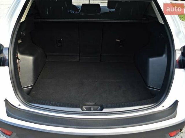 Білий Мазда СХ-5, об'ємом двигуна 2.19 л та пробігом 193 тис. км за 15900 $, фото 57 на Automoto.ua