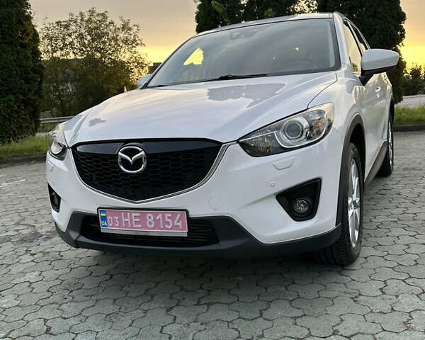 Белый Мазда СХ-5, объемом двигателя 2.2 л и пробегом 228 тыс. км за 14799 $, фото 2 на Automoto.ua