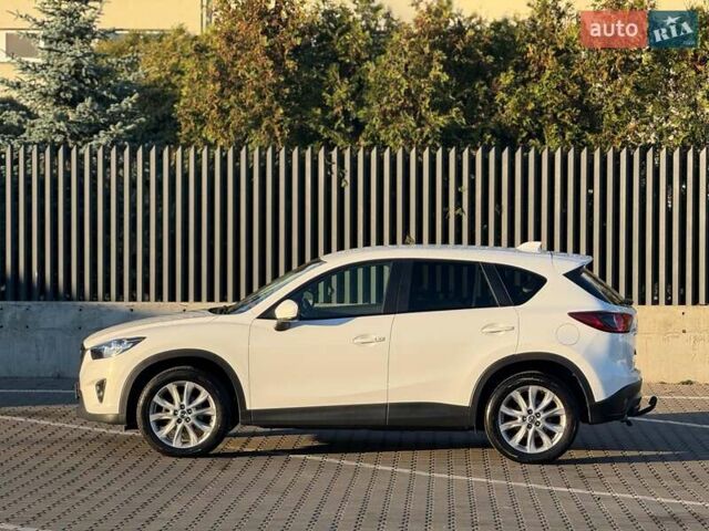 Мазда СХ-5 2014 в Луцке на Automoto.ua Белый Мазда СХ-5, объемом двигателя 2.2 л и пробегом 216 тыс. км за 13799 $, фото 3 на Automoto.ua