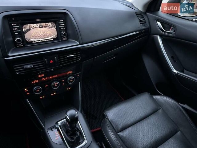 Білий Мазда СХ-5, об'ємом двигуна 2.2 л та пробігом 235 тис. км за 14500 $, фото 35 на Automoto.ua