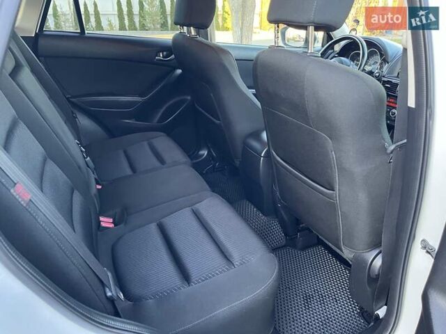 Белый Мазда СХ-5, объемом двигателя 2.19 л и пробегом 225 тыс. км за 13399 $, фото 92 на Automoto.ua