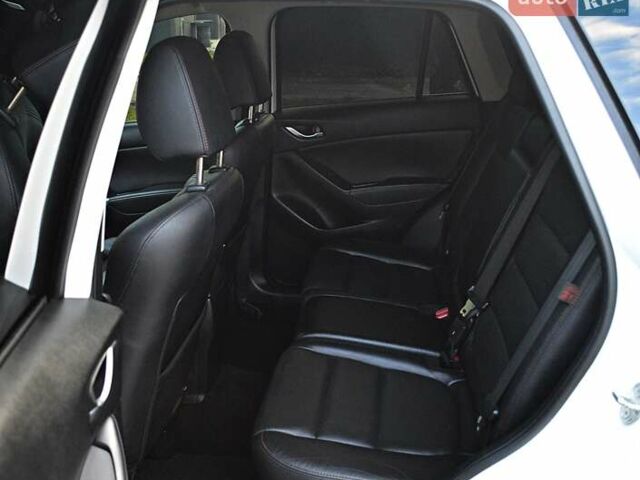 Білий Мазда СХ-5, об'ємом двигуна 2.19 л та пробігом 193 тис. км за 15900 $, фото 71 на Automoto.ua