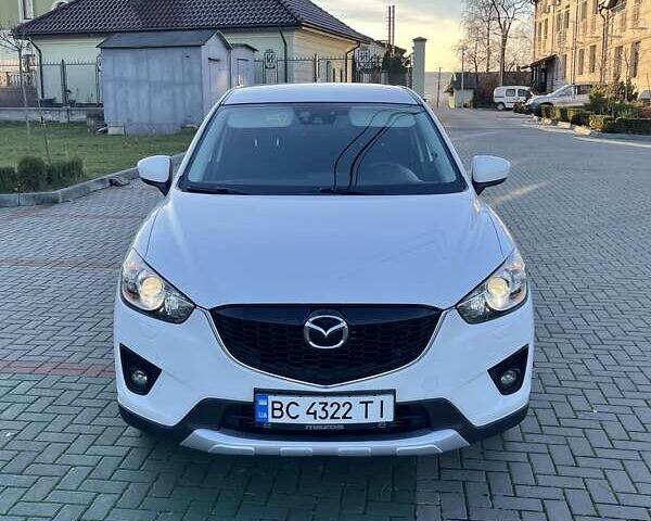 Белый Мазда СХ-5, объемом двигателя 2.19 л и пробегом 225 тыс. км за 13399 $, фото 2 на Automoto.ua