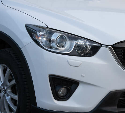 Білий Мазда СХ-5, об'ємом двигуна 2.19 л та пробігом 243 тис. км за 15700 $, фото 9 на Automoto.ua