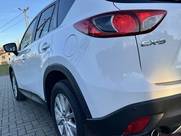 Белый Мазда СХ-5, объемом двигателя 2.19 л и пробегом 225 тыс. км за 13399 $, фото 37 на Automoto.ua