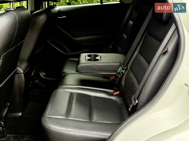 Білий Мазда СХ-5, об'ємом двигуна 2.2 л та пробігом 194 тис. км за 13800 $, фото 31 на Automoto.ua