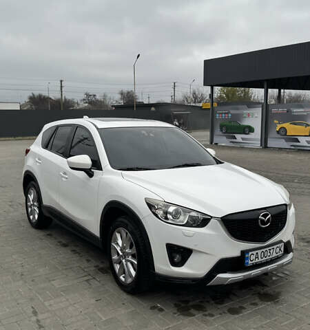 Белый Мазда СХ-5, объемом двигателя 2.2 л и пробегом 184 тыс. км за 15600 $, фото 3 на Automoto.ua