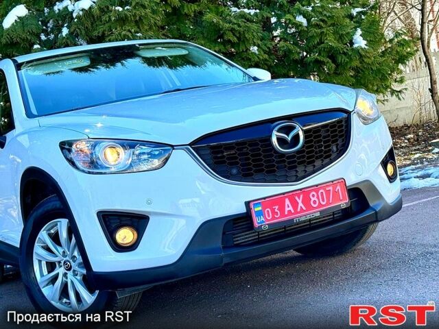 Белый Мазда СХ-5, объемом двигателя 22 л и пробегом 183 тыс. км за 13950 $, фото 7 на Automoto.ua