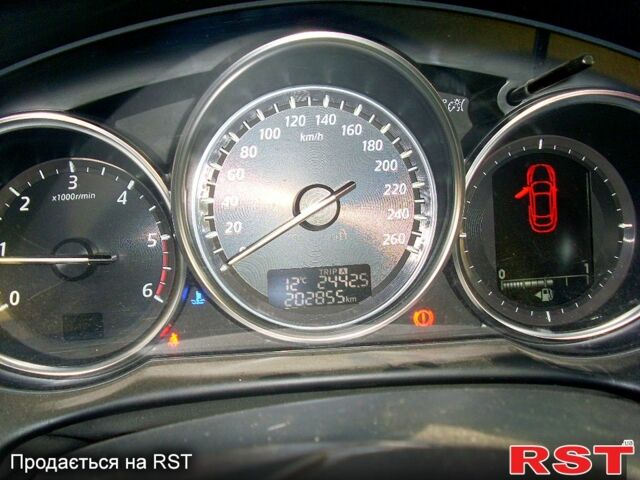 Білий Мазда СХ-5, об'ємом двигуна 2.2 л та пробігом 203 тис. км за 14800 $, фото 9 на Automoto.ua