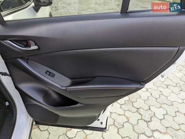 Белый Мазда СХ-5, объемом двигателя 2.2 л и пробегом 22 тыс. км за 15900 $, фото 52 на Automoto.ua