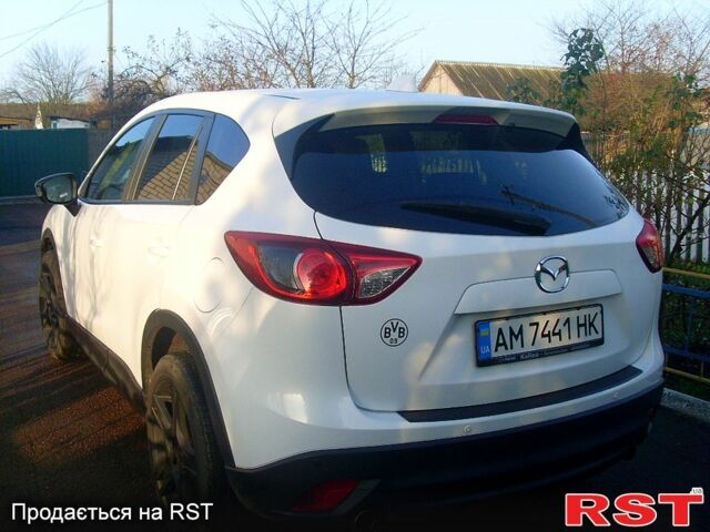 Білий Мазда СХ-5, об'ємом двигуна 2.2 л та пробігом 203 тис. км за 14800 $, фото 2 на Automoto.ua